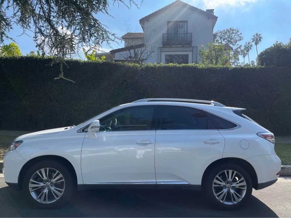 2013 Lexus RX 3rd Gen - Image 8 of 15