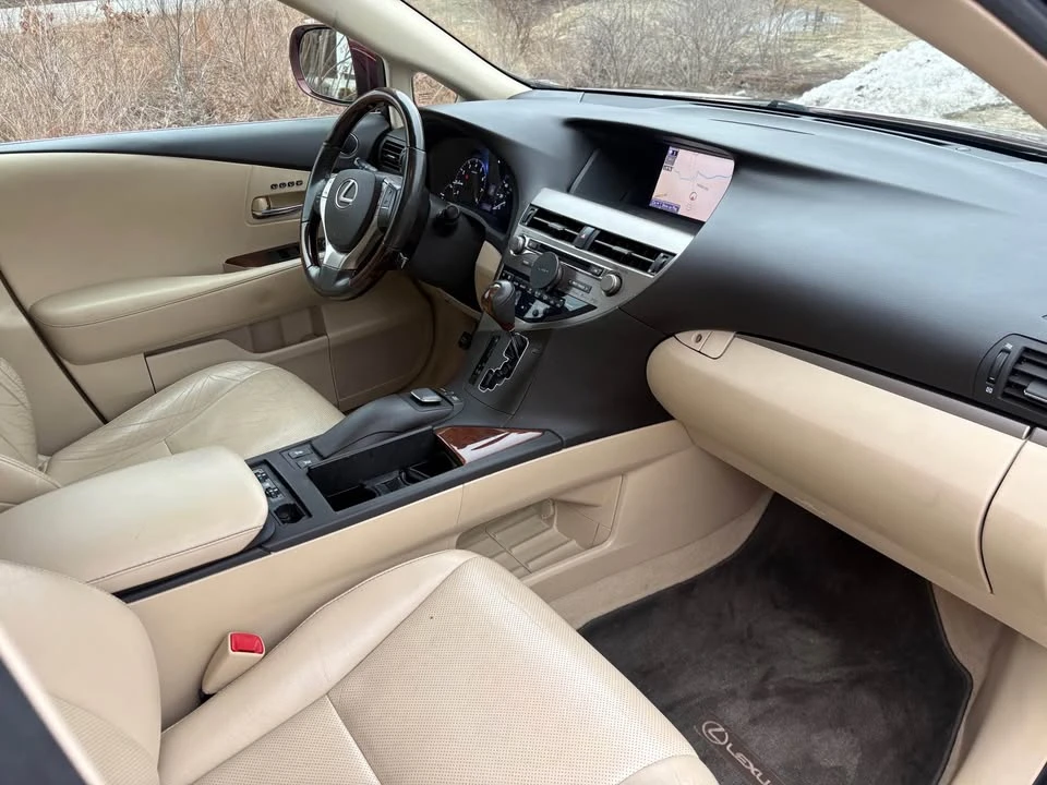 2013 Lexus RX 3rd Gen - Image 11 of 20