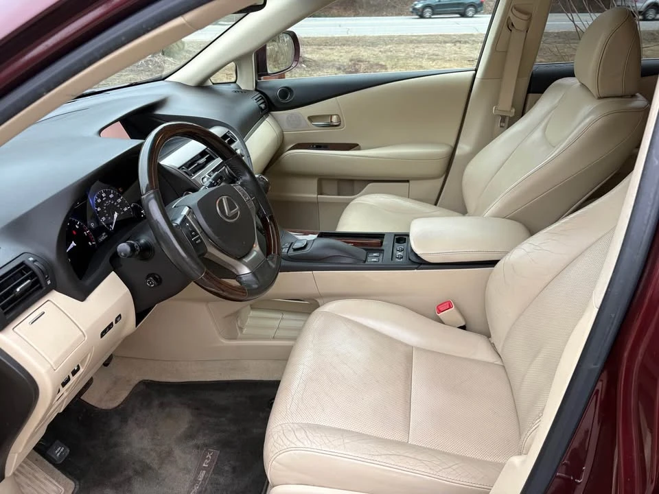 2013 Lexus RX 3rd Gen - Image 16 of 20