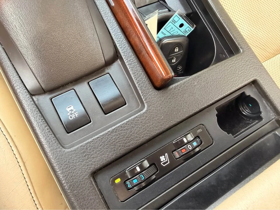2013 Lexus RX 3rd Gen - Image 14 of 20