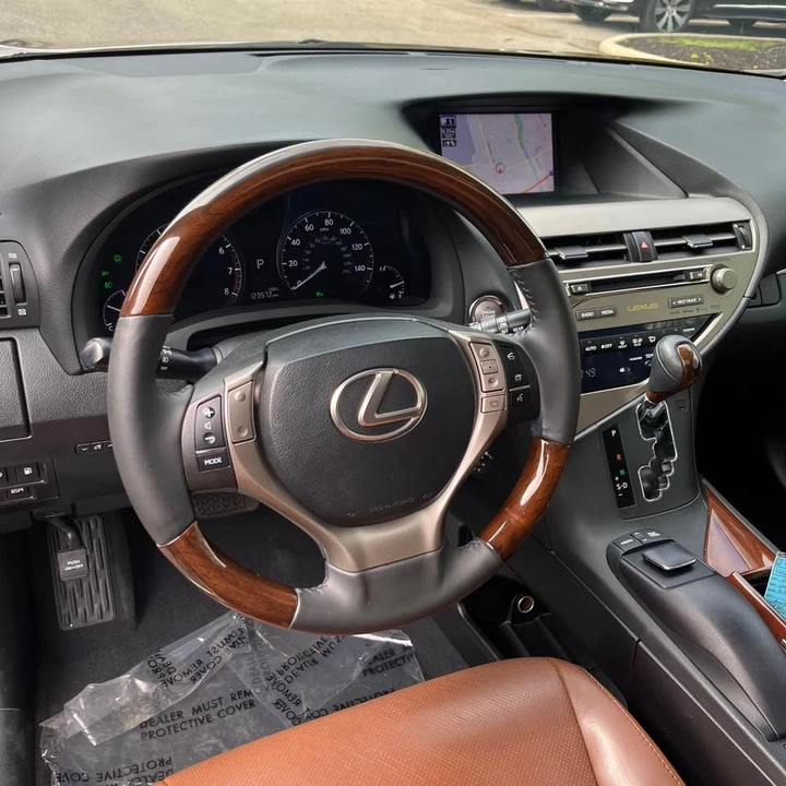 2013 Lexus RX 3rd Gen - Image 10 of 17