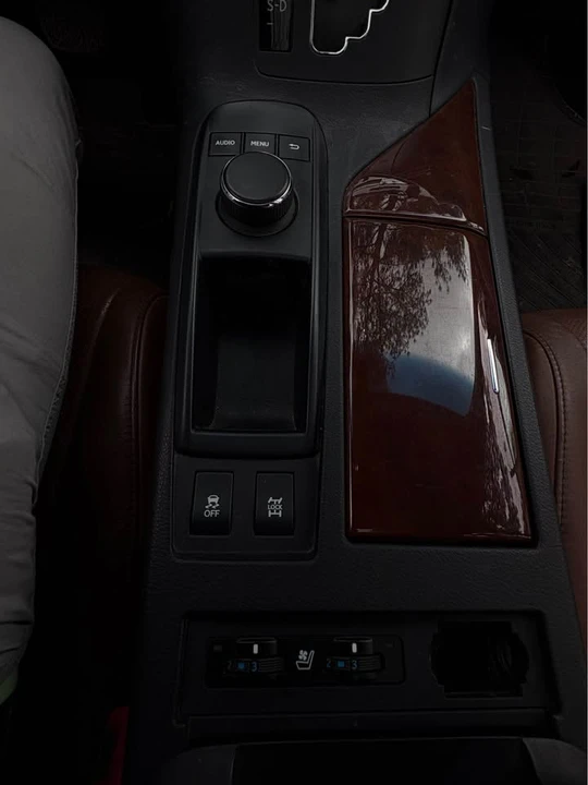 2013 Lexus RX 3rd Gen - Image 10 of 12