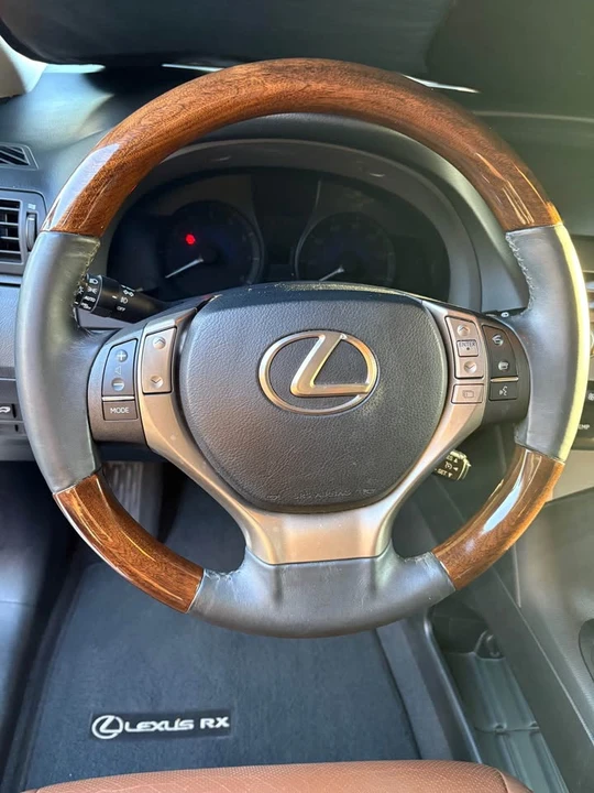 2013 Lexus RX 3rd Gen - Image 11 of 16
