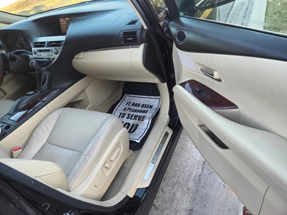 2013 Lexus RX 3rd Gen - Image 10 of 11
