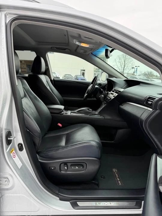 2013 Lexus RX 3rd Gen - Image 18 of 19