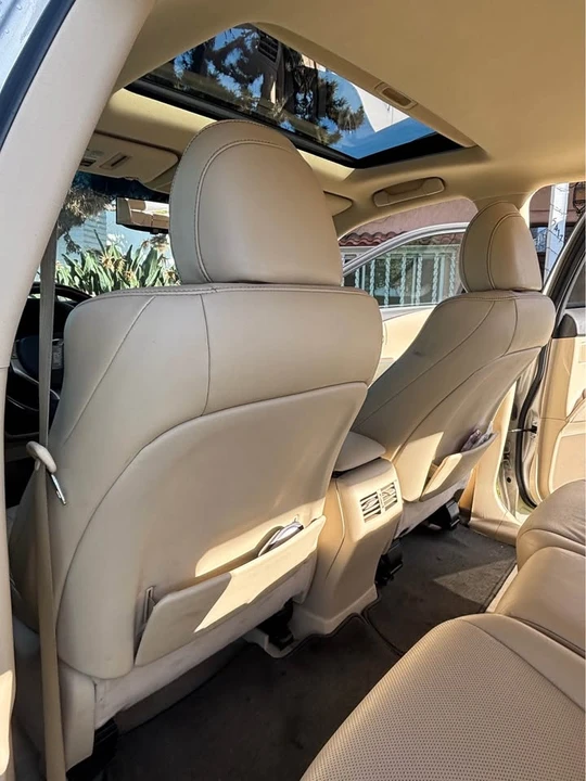 2013 Lexus RX 3rd Gen - Image 17 of 18