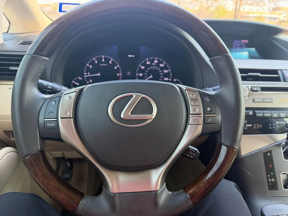 2013 Lexus RX 3rd Gen - Image 9 of 20