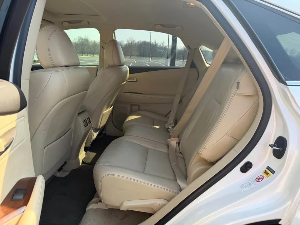 2013 Lexus RX 3rd Gen - Image 16 of 20