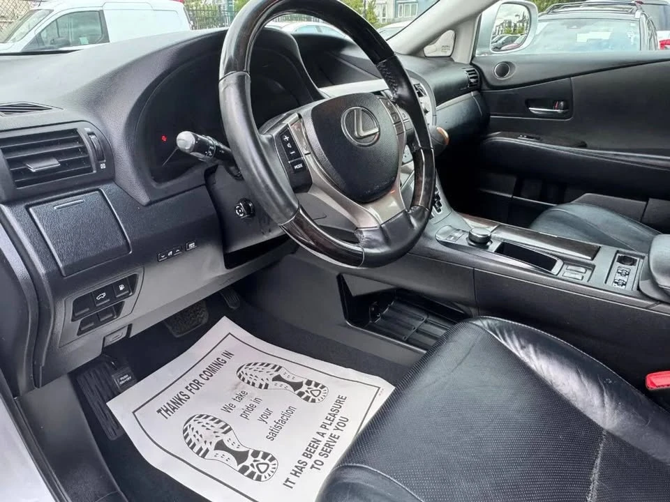 2013 Lexus RX 3rd Gen - Image 15 of 20