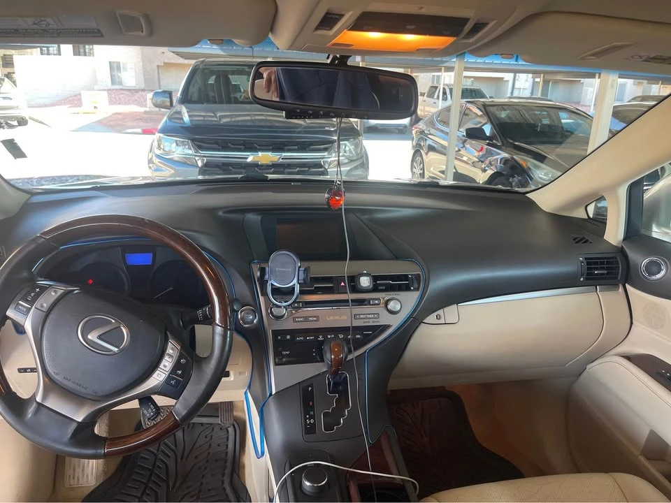 2013 Lexus RX 3rd Gen - Image 9 of 20