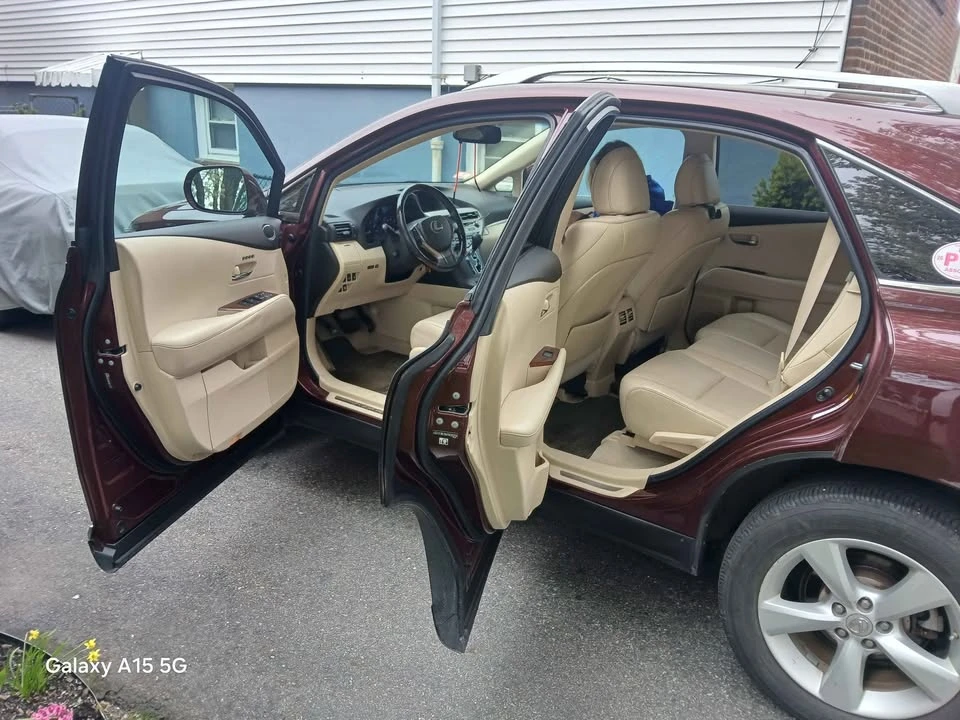 2013 Lexus RX 3rd Gen - Image 11 of 13