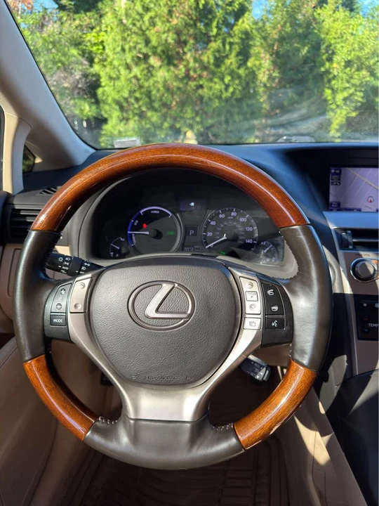 2013 Lexus RX 3rd Gen - Image 5 of 10