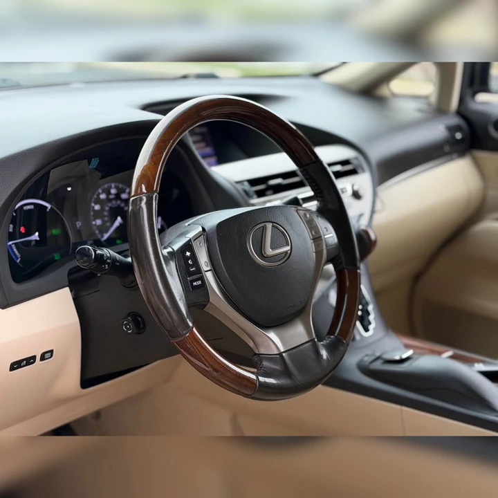 2013 Lexus RX 3rd Gen - Image 4 of 10