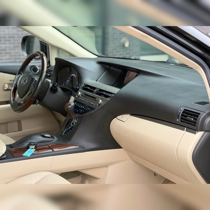2013 Lexus RX 3rd Gen - Image 8 of 10