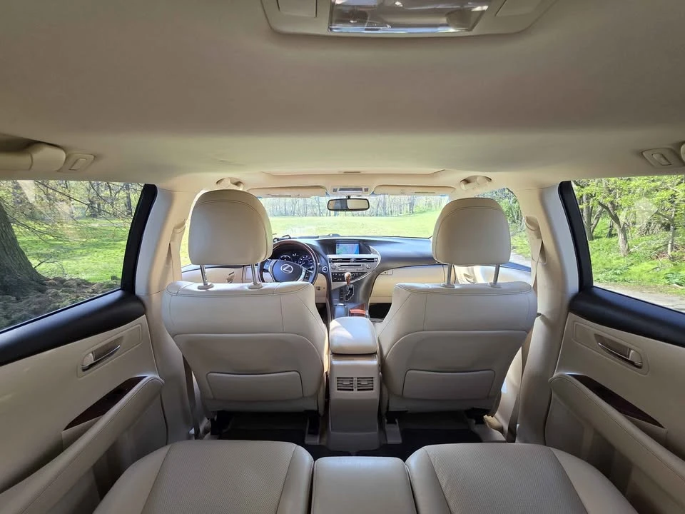 2013 Lexus RX 3rd Gen - Image 10 of 20