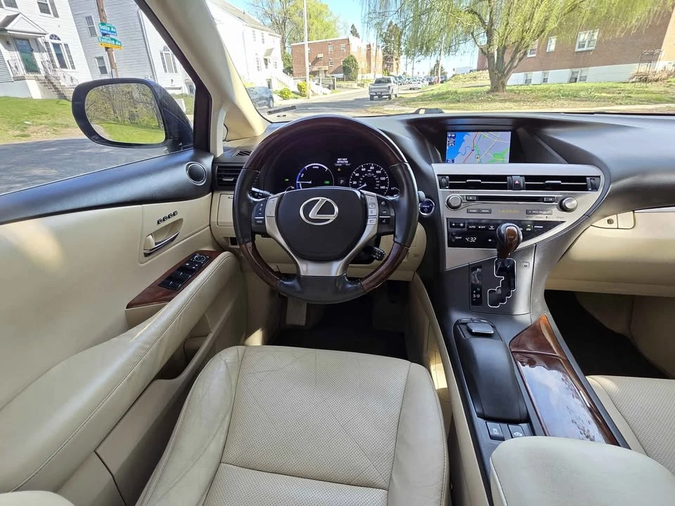 2013 Lexus RX 3rd Gen - Image 15 of 20