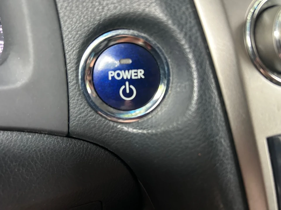 2013 Lexus RX 3rd Gen - Image 16 of 18
