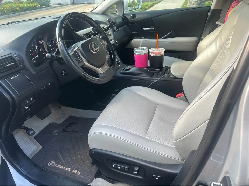 2013 Lexus RX 3rd Gen - Image 10 of 11