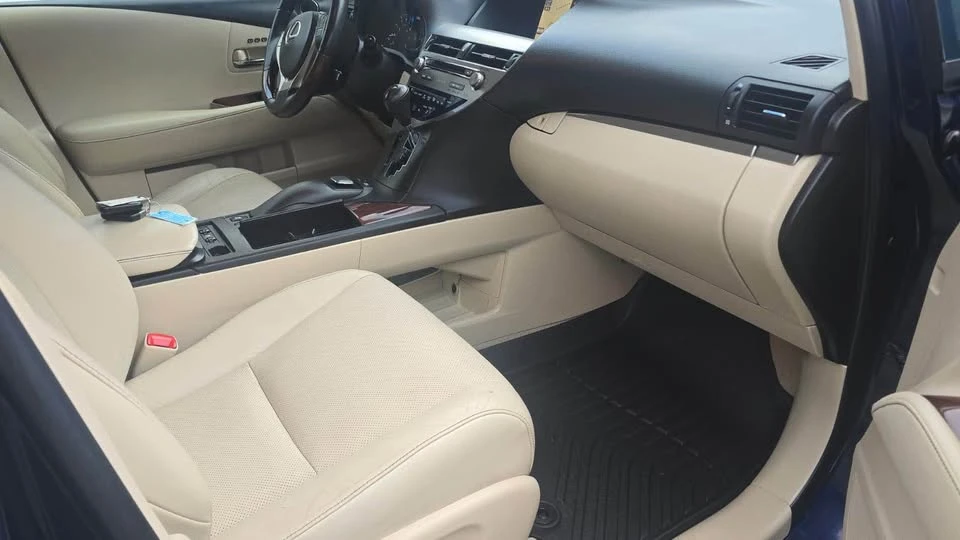 2013 Lexus RX 3rd Gen - Image 7 of 17