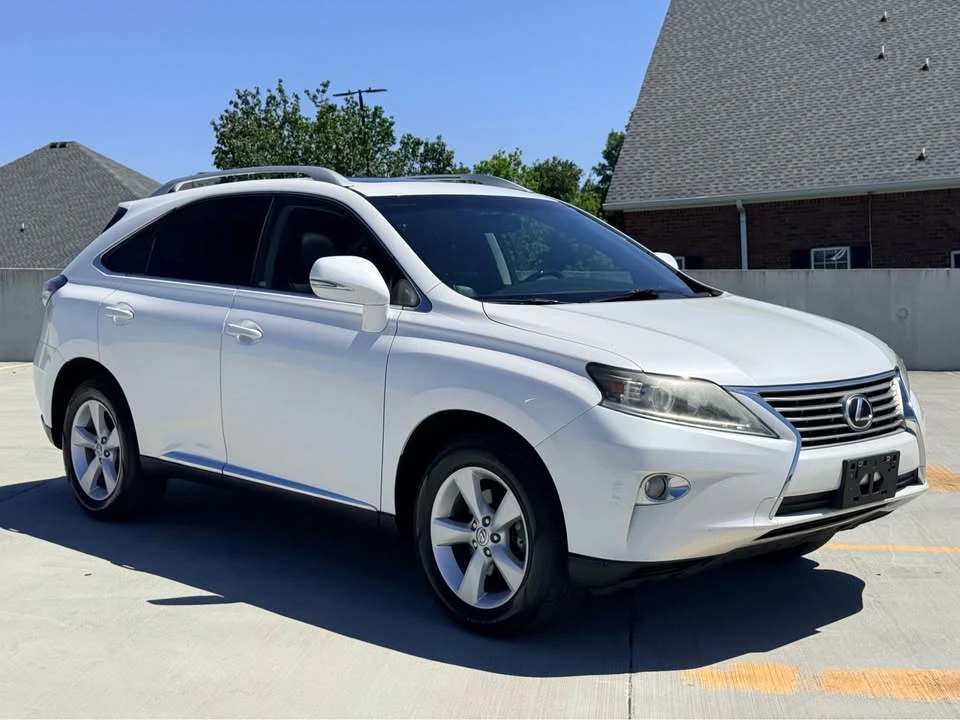 2013 Lexus RX 3rd Gen - Image 9 of 17