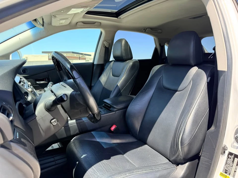 2013 Lexus RX 3rd Gen - Image 10 of 17