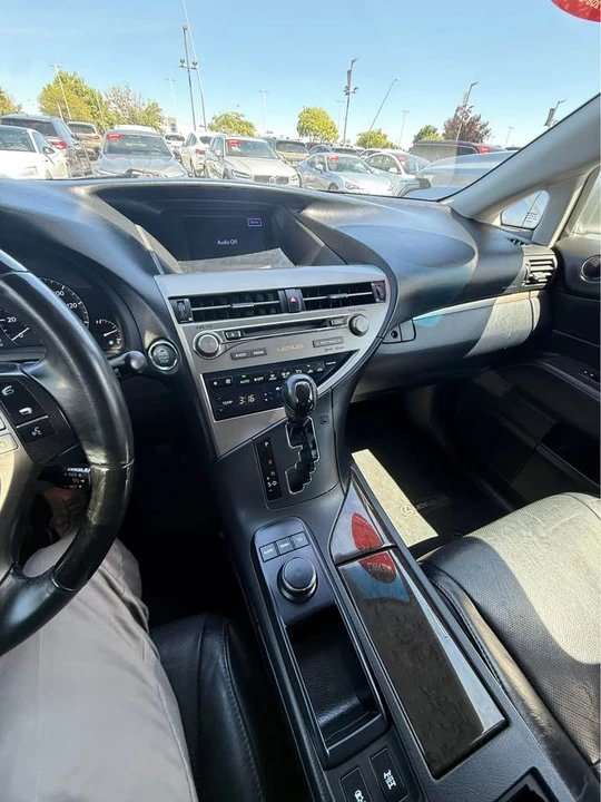 2013 Lexus RX 3rd Gen - Image 9 of 12