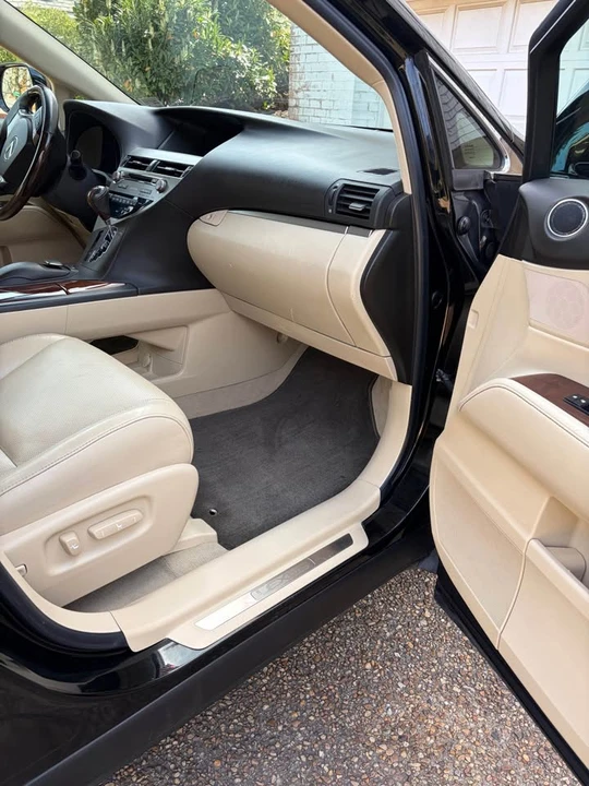 2013 Lexus RX 3rd Gen - Image 15 of 16