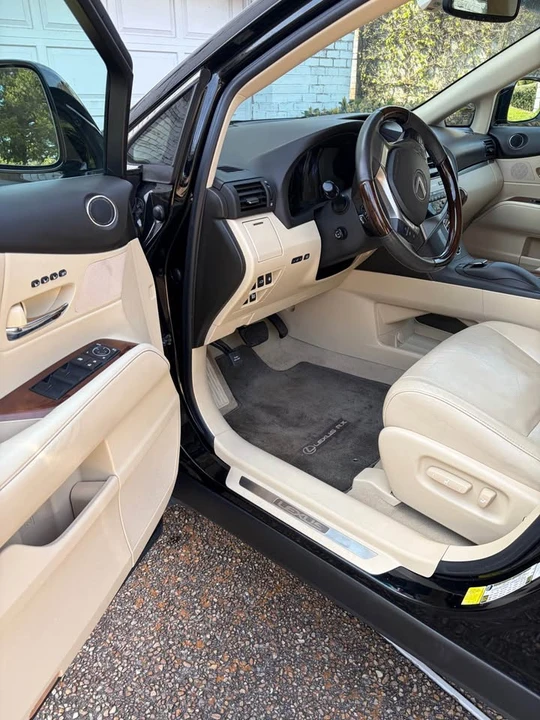 2013 Lexus RX 3rd Gen - Image 13 of 16