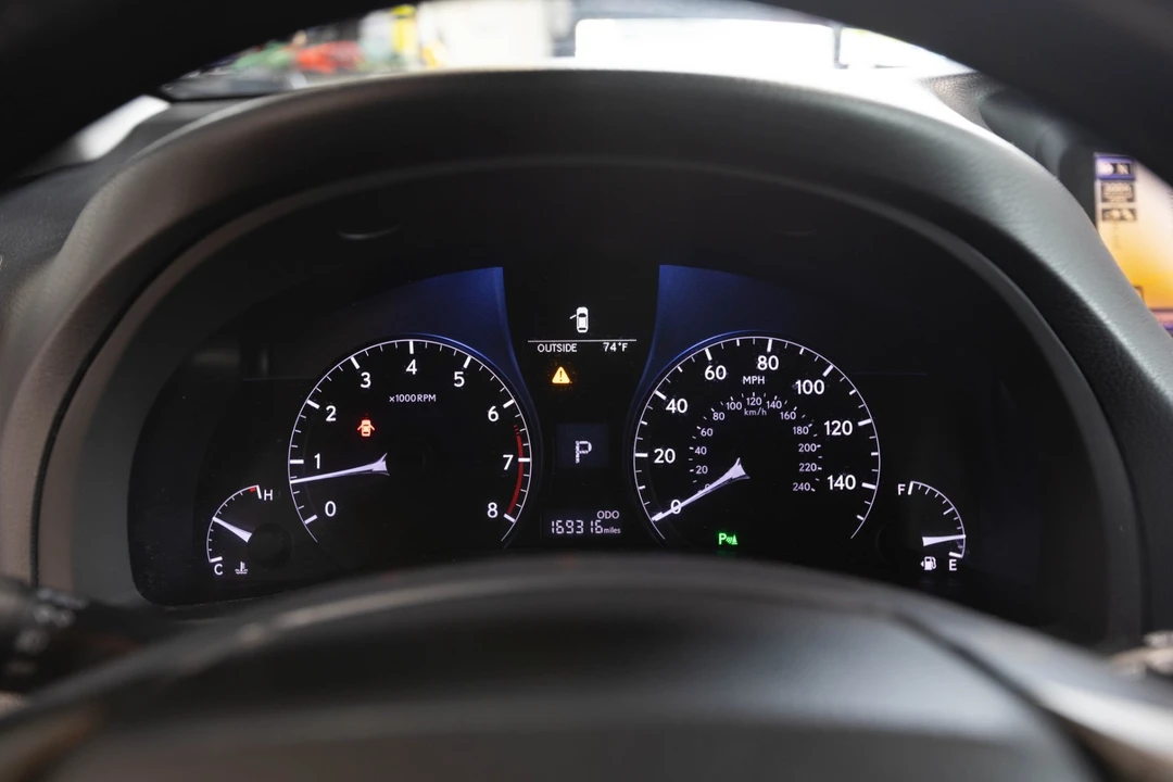 2013 Lexus RX 3rd Gen - Image 24 of 31