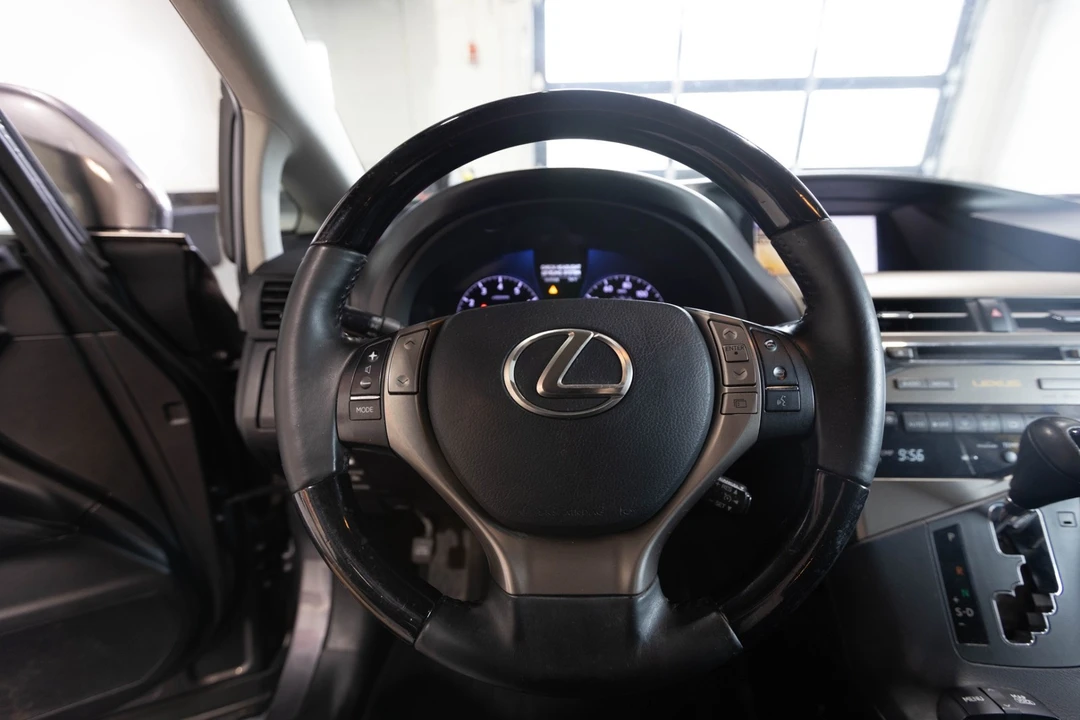 2013 Lexus RX 3rd Gen - Image 29 of 31