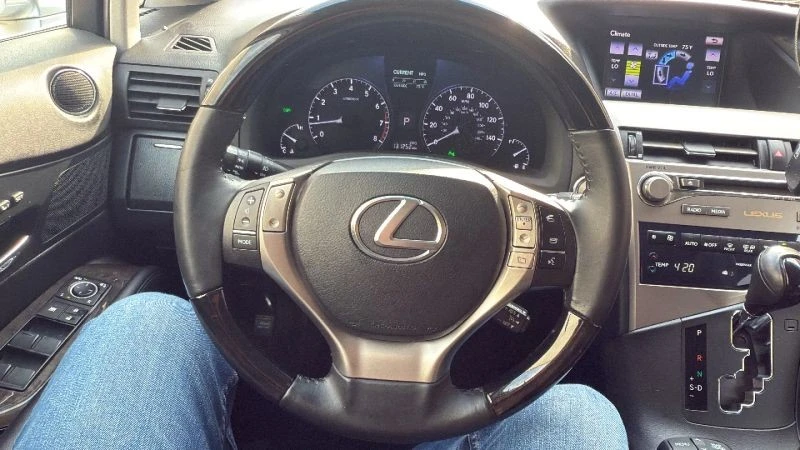 2013 Lexus RX 3rd Gen - Image 10 of 12