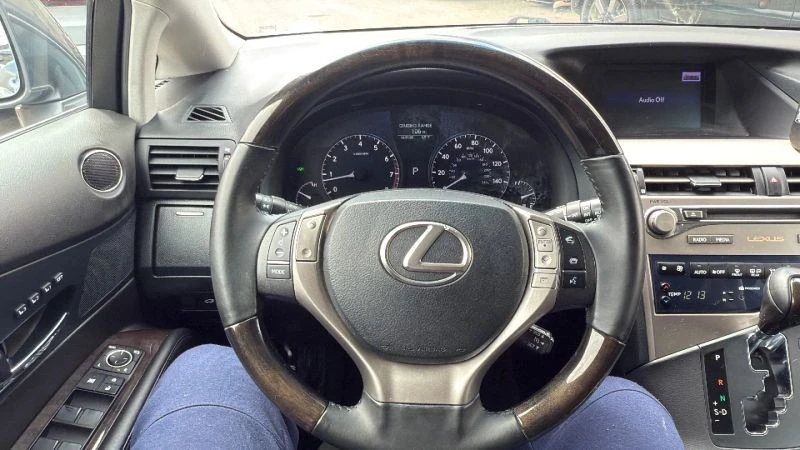 2013 Lexus RX 3rd Gen - Image 10 of 12
