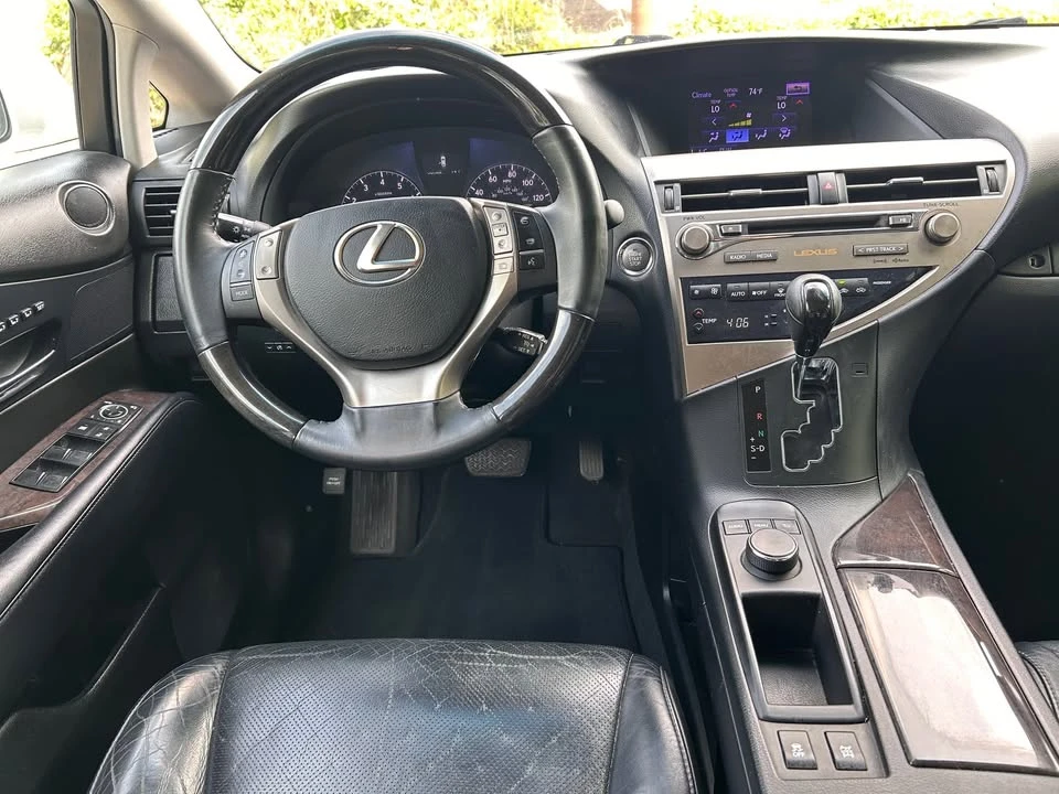 2013 Lexus RX 3rd Gen - Image 10 of 19