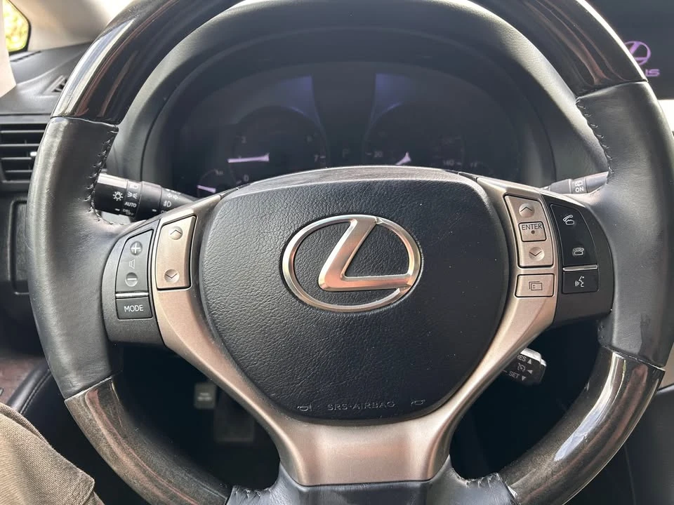 2013 Lexus RX 3rd Gen - Image 14 of 19
