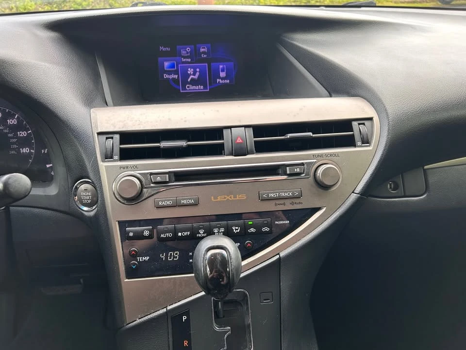 2013 Lexus RX 3rd Gen - Image 16 of 19