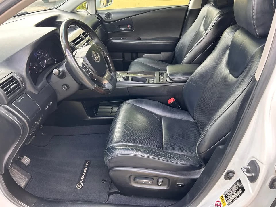 2013 Lexus RX 3rd Gen - Image 11 of 19