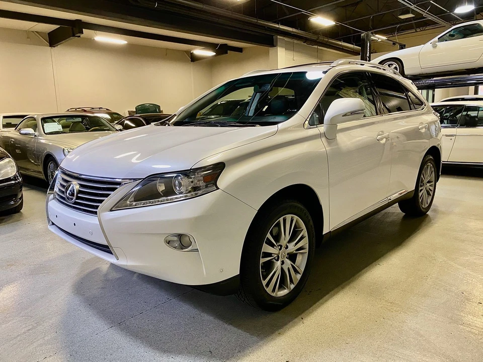 2013 Lexus RX 3rd Gen - Image 2 of 31