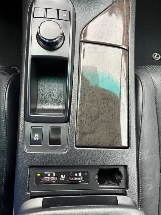 2013 Lexus RX 3rd Gen - Image 13 of 17