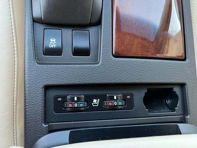 2013 Lexus RX 3rd Gen - Image 13 of 21