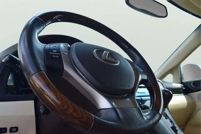 2013 Lexus RX 3rd Gen - Image 17 of 21