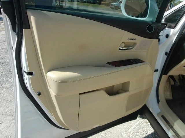2013 Lexus RX 3rd Gen - Image 11 of 21