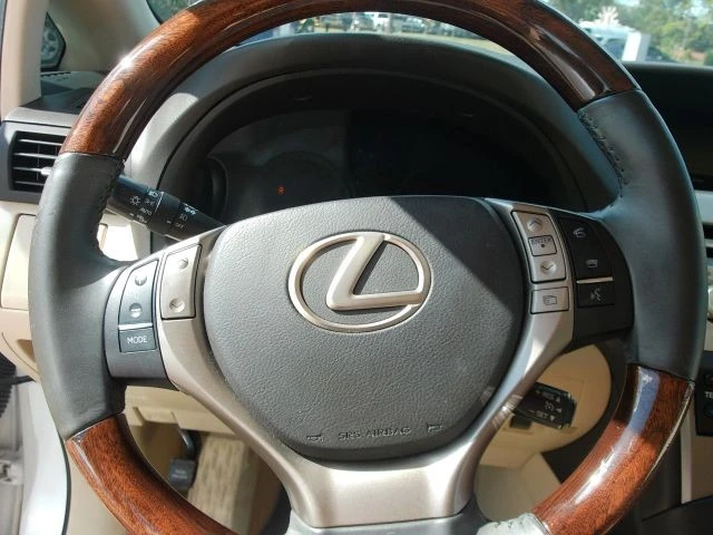 2013 Lexus RX 3rd Gen - Image 17 of 21