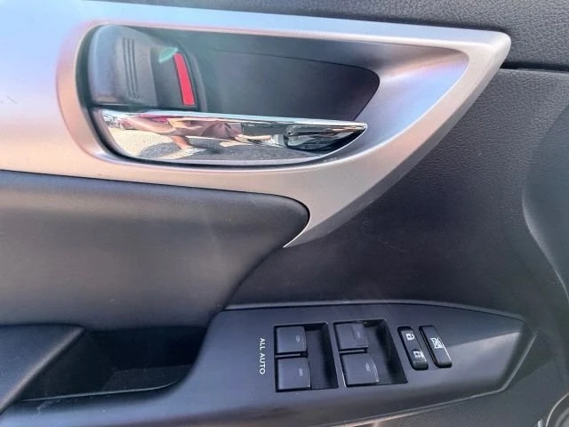 2013 Lexus CT - Image 14 of 20