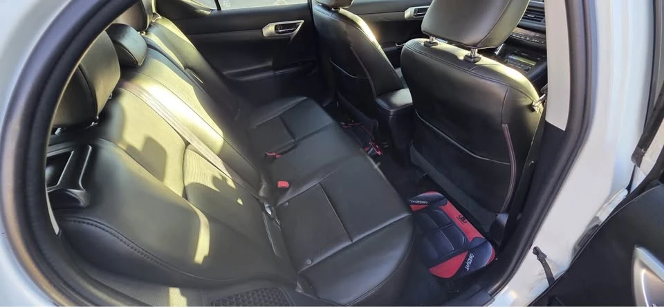 2013 Lexus CT - Image 2 of 19