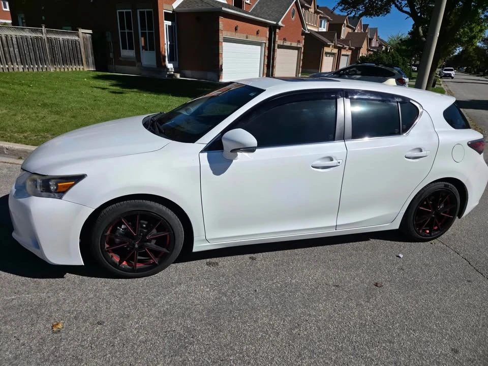 2013 Lexus CT - Image 2 of 7