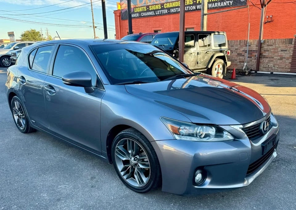 2013 Lexus CT - Image 10 of 10