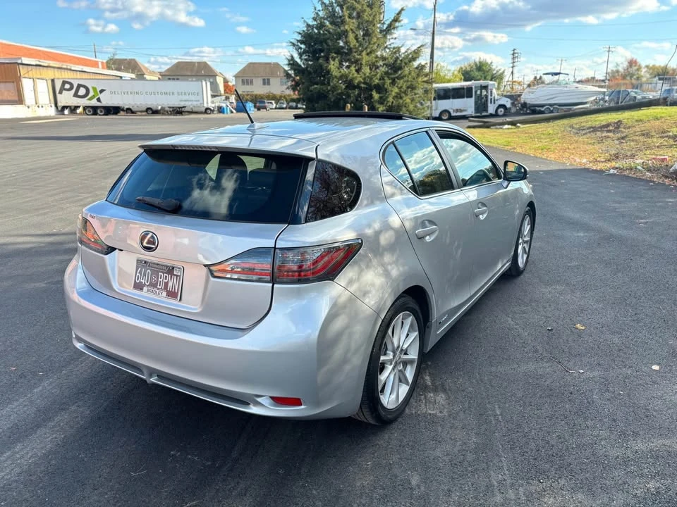 2013 Lexus CT - Image 3 of 9