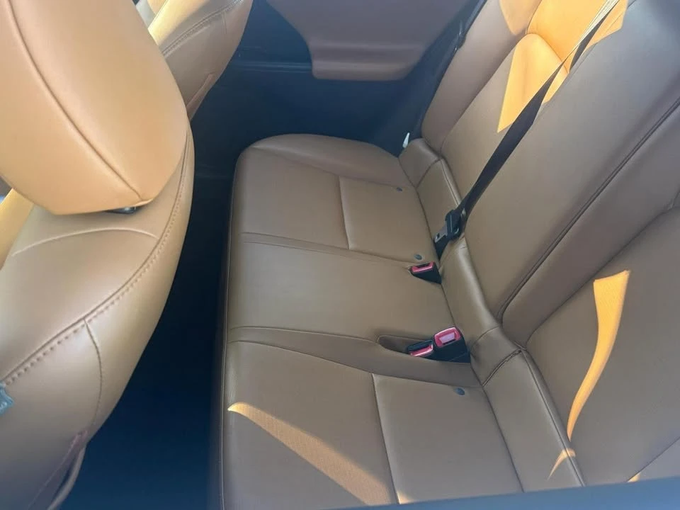 2013 Lexus CT - Image 7 of 8