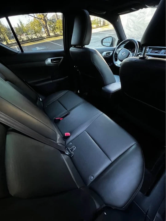 2013 Lexus CT - Image 7 of 13