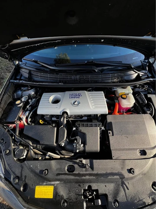 2013 Lexus CT - Image 2 of 13